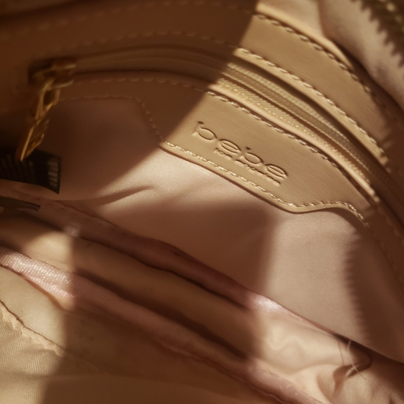 BeBe Pink Hand Bag With Gold Chain On The Strap - Picture 3 of 7